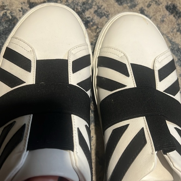 Women’s Burberry shoes - Picture 6 of 6